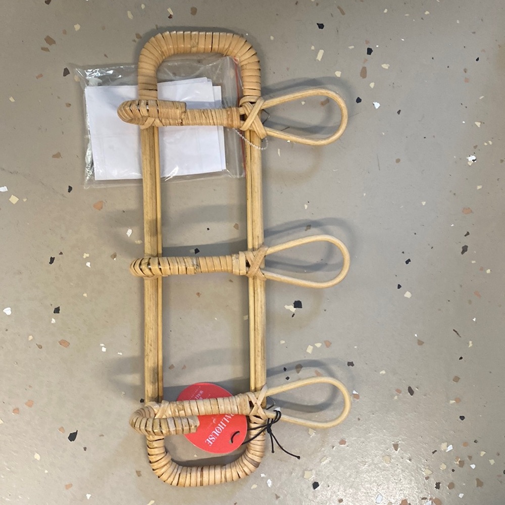 Coat or hat hanger